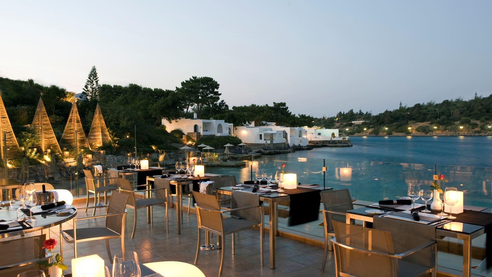 restaurants-la-bouillabaisse-restaurant