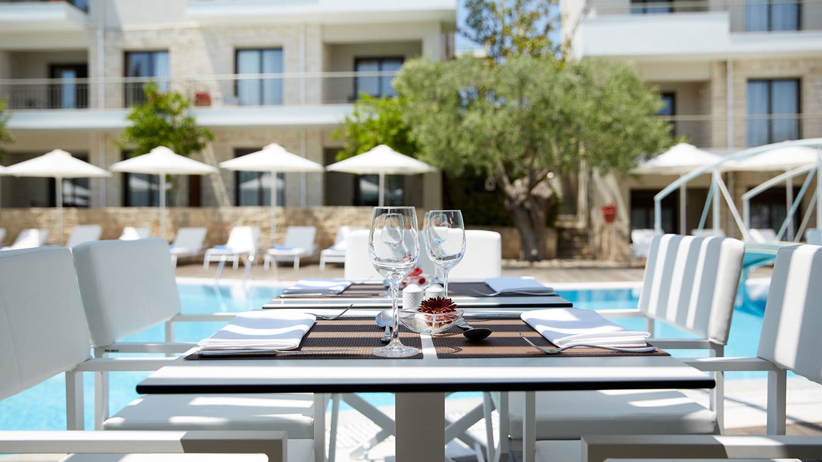 restaurants-main-building