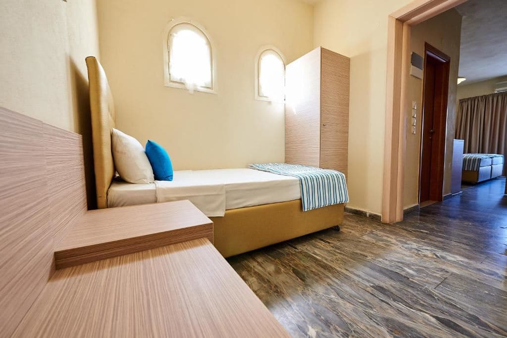 rooms-triple-suite
