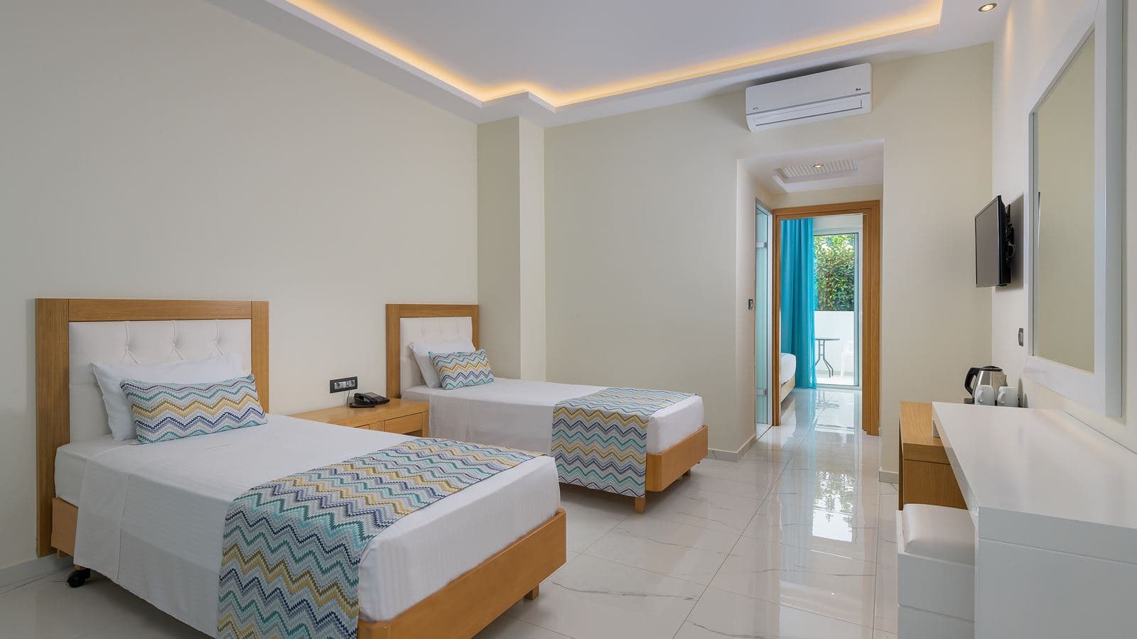 rooms-family-room