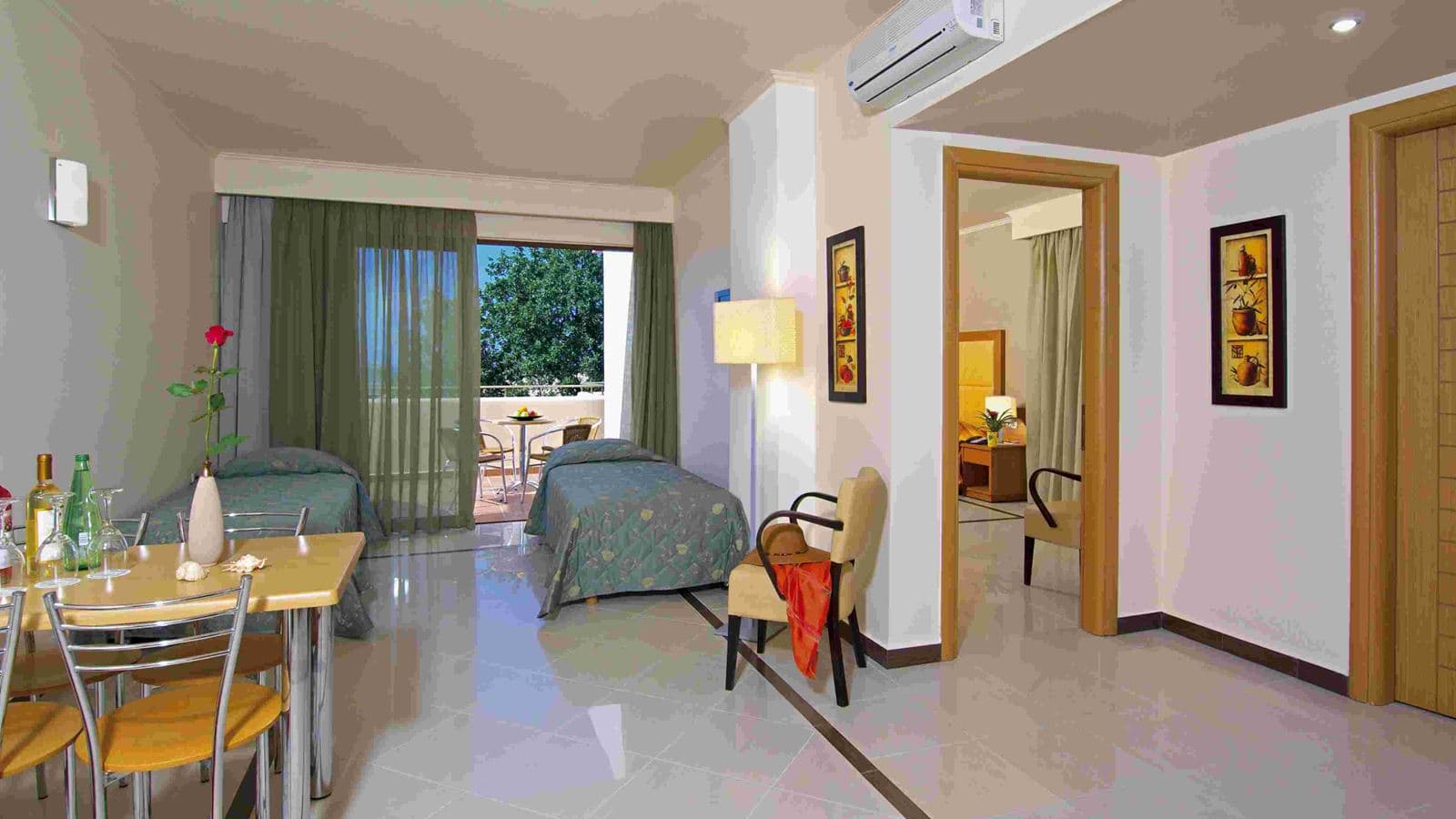 rooms-family-suite