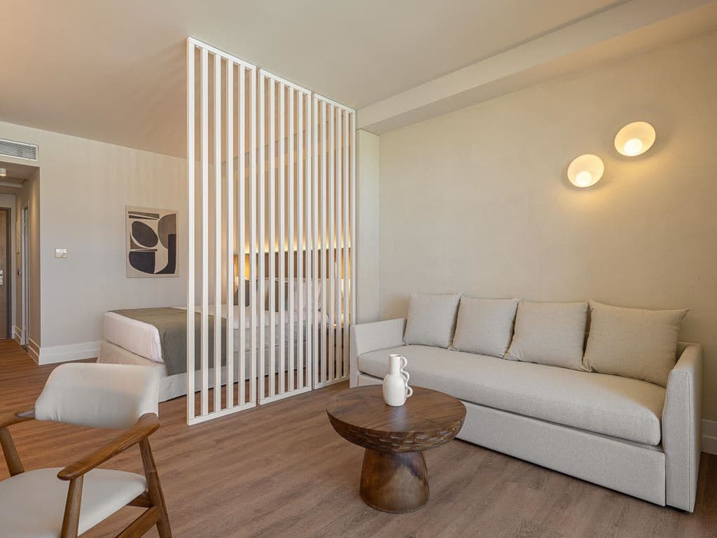 rooms-family-room