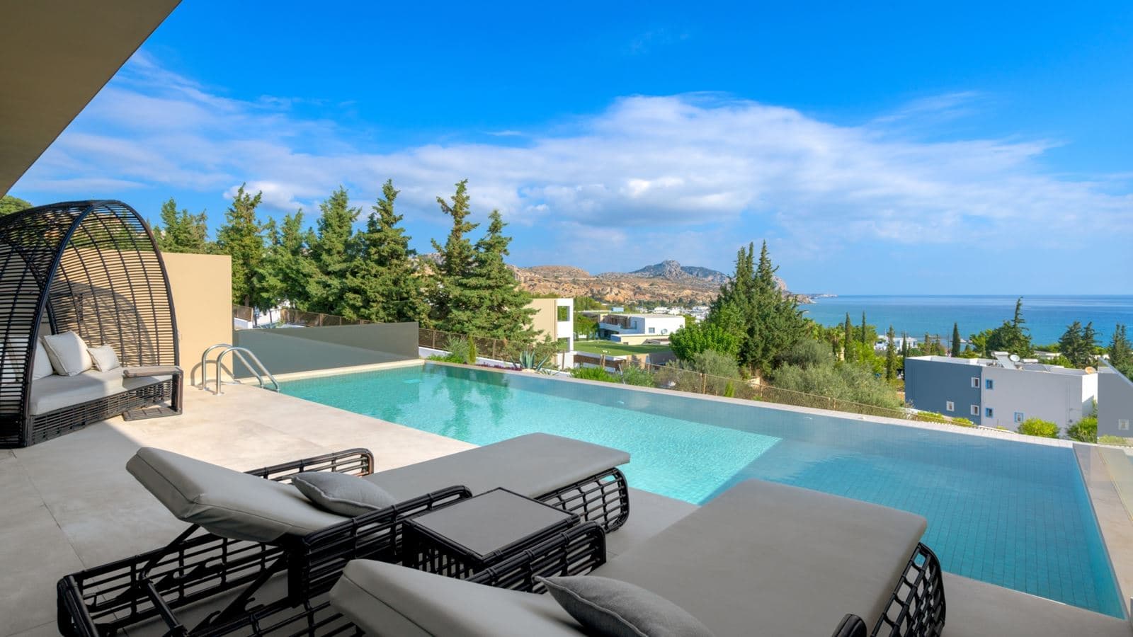 rooms-gea-adultsonly-suite-sea-view-with-private-pool