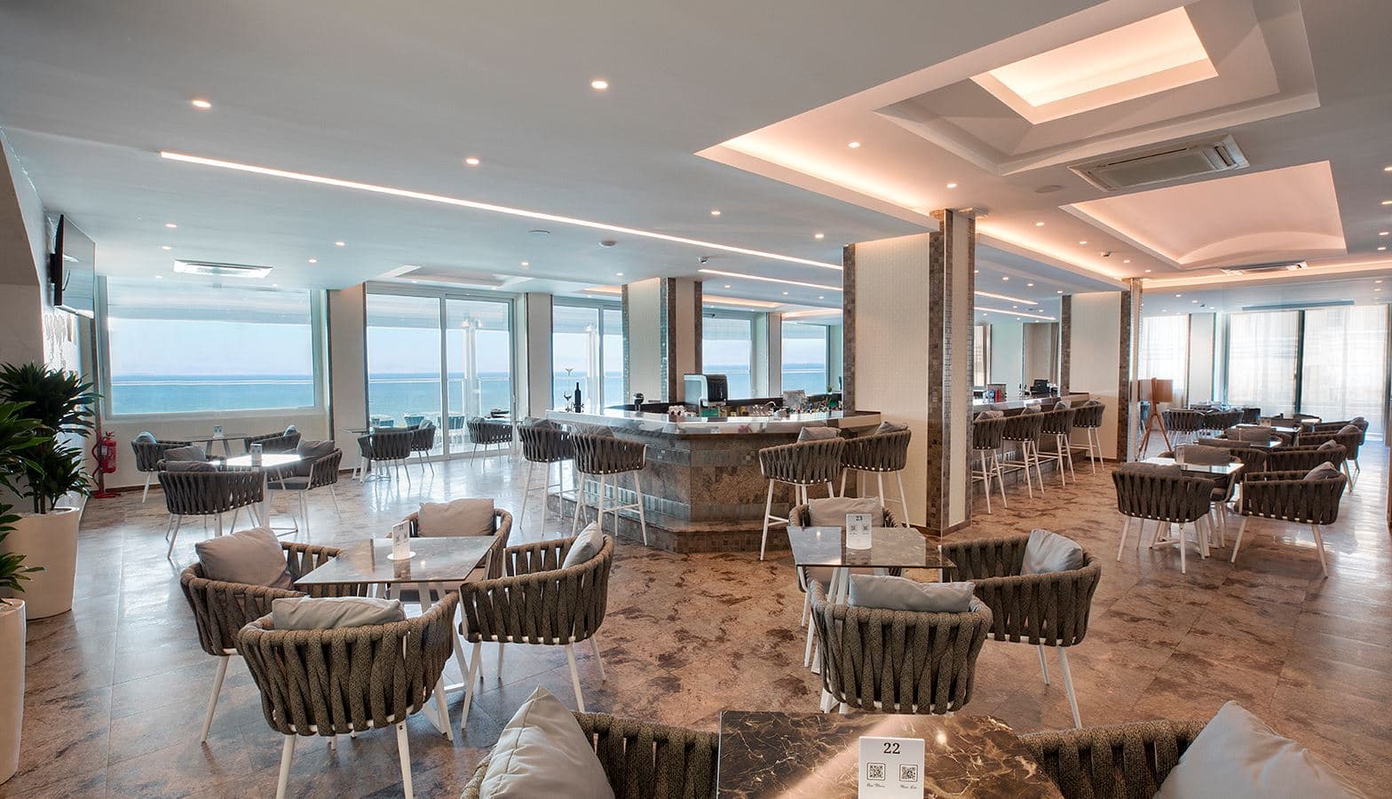 bars-main-bar