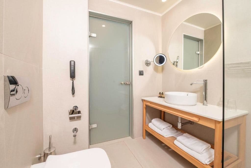 rooms-one-bedroom-suite-sea-view
