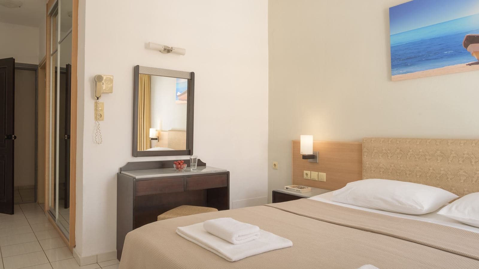 rooms-standard-room
