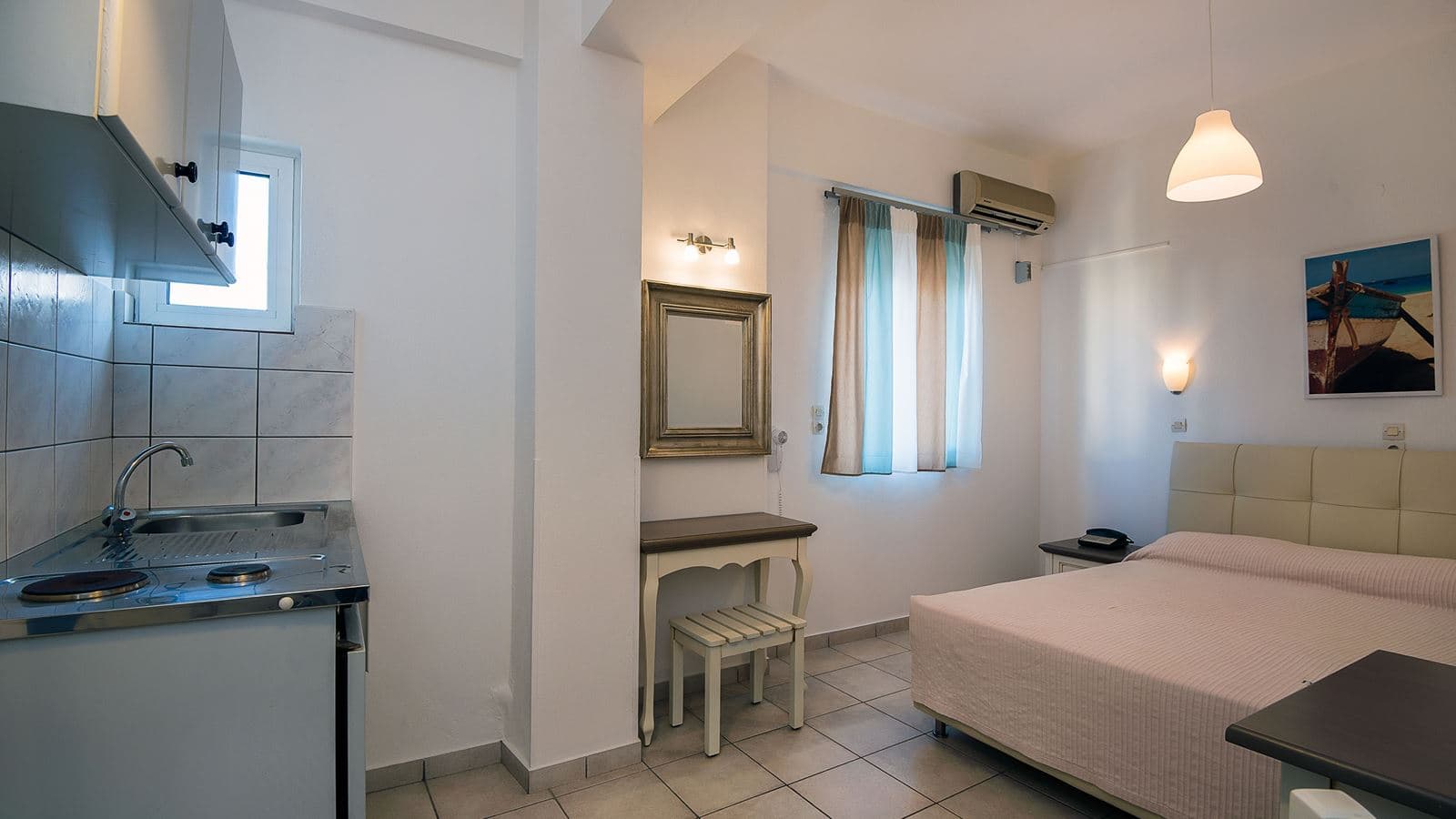 rooms-economy-junior-suite