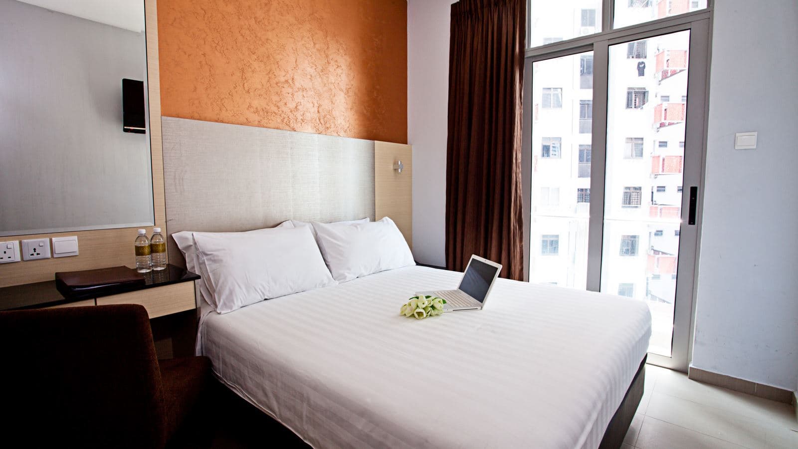 rooms-superior-room