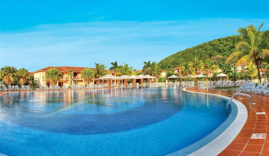 pools-outdoor-pool