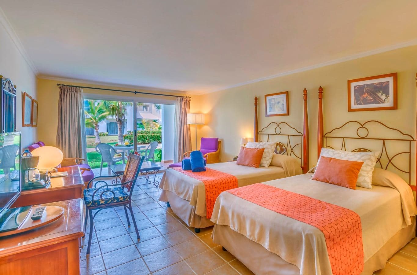 rooms-superior-room