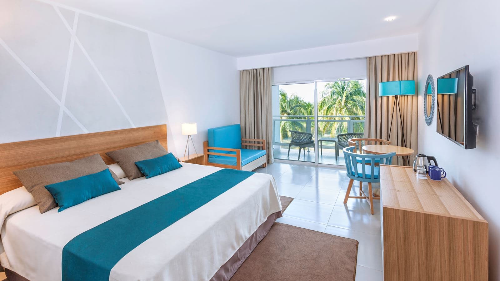 rooms-superior-room