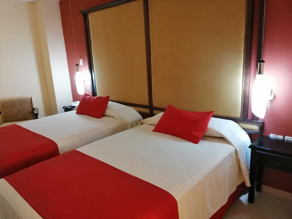 rooms-standard-room