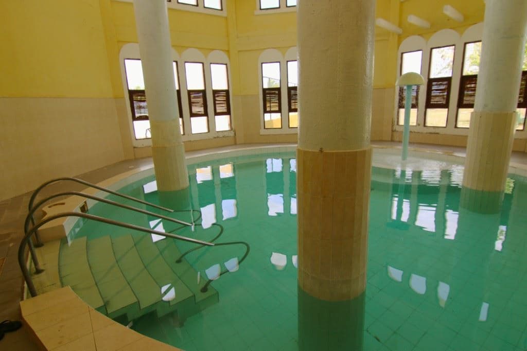 pools-pools