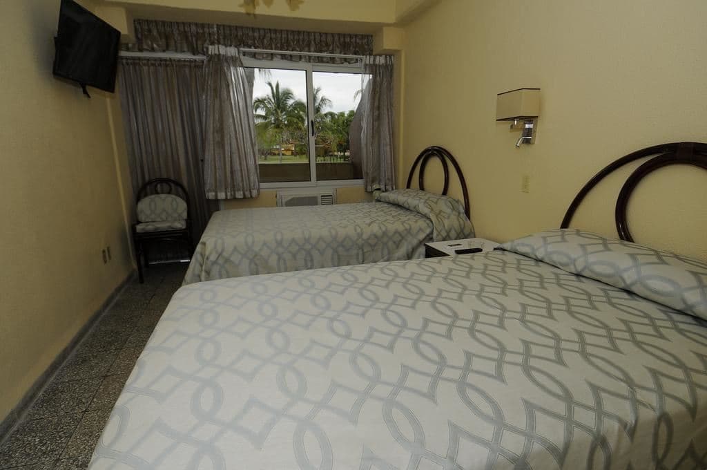 rooms-standard-room