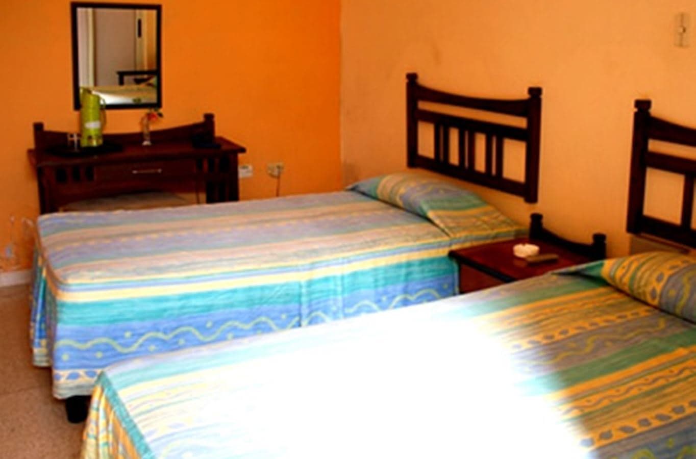 rooms-standard-room