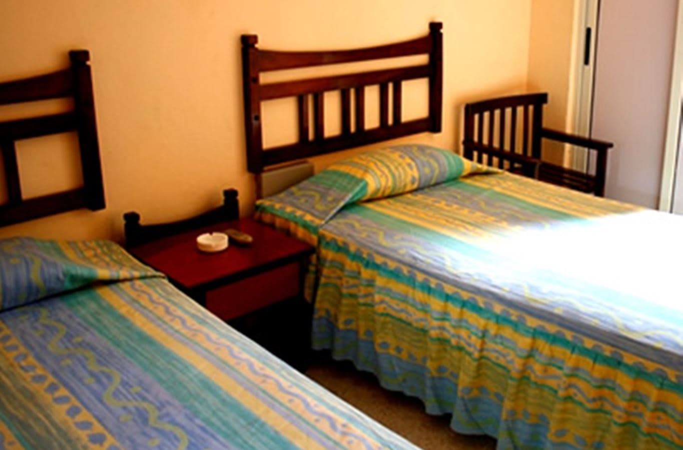 rooms-standard-room