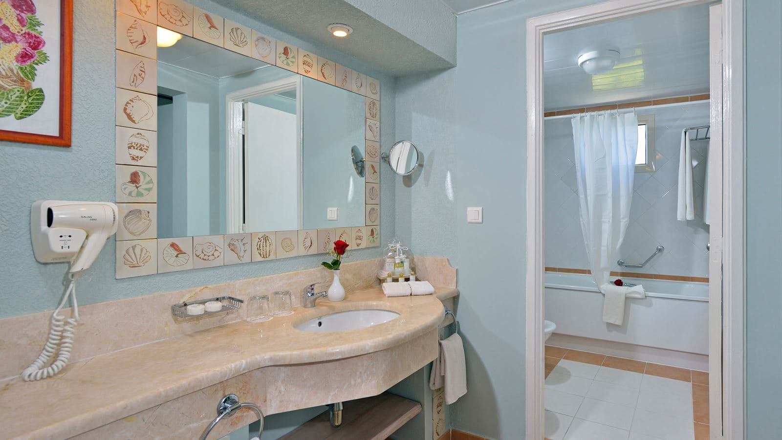 rooms-classic-room
