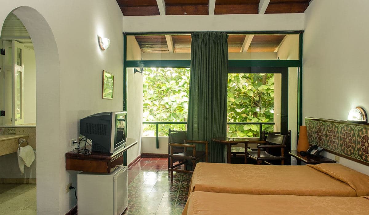 rooms-standard-room