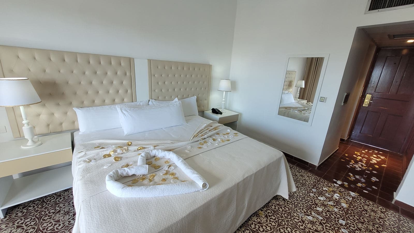 rooms-junior-suite