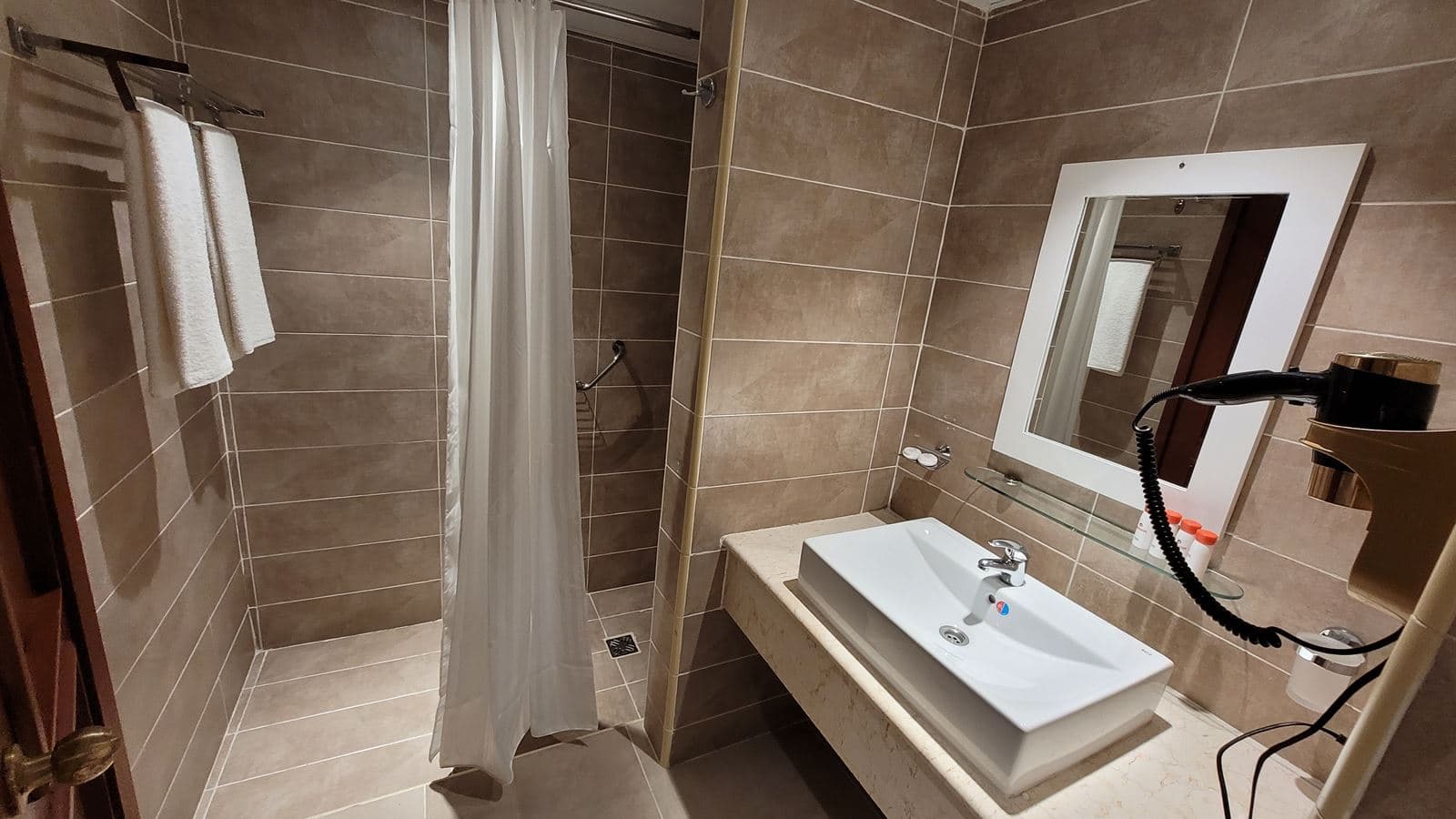 rooms-junior-suite