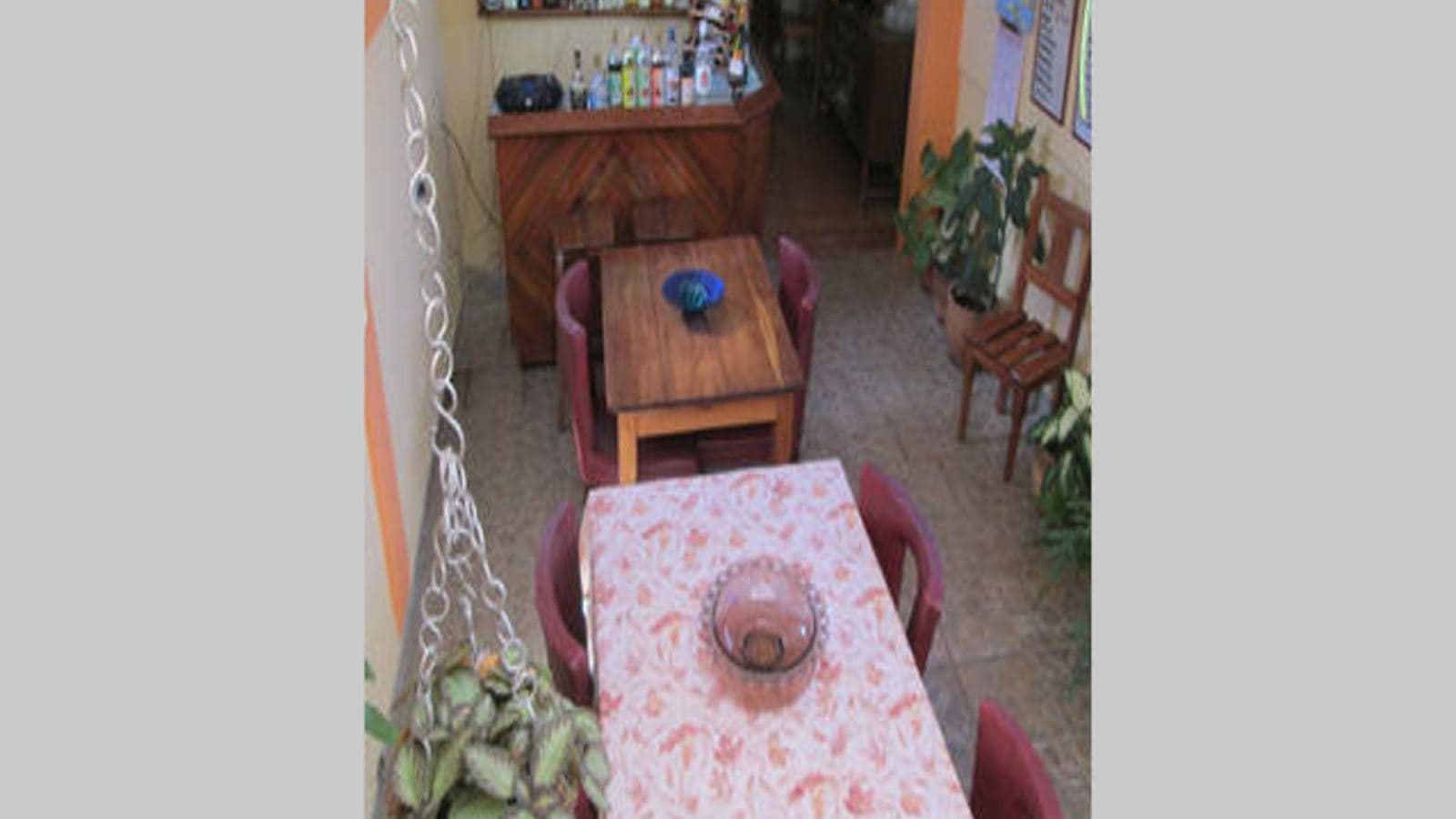 restaurants-restaurants
