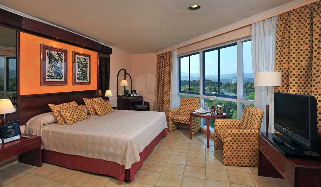 rooms-junior-suite