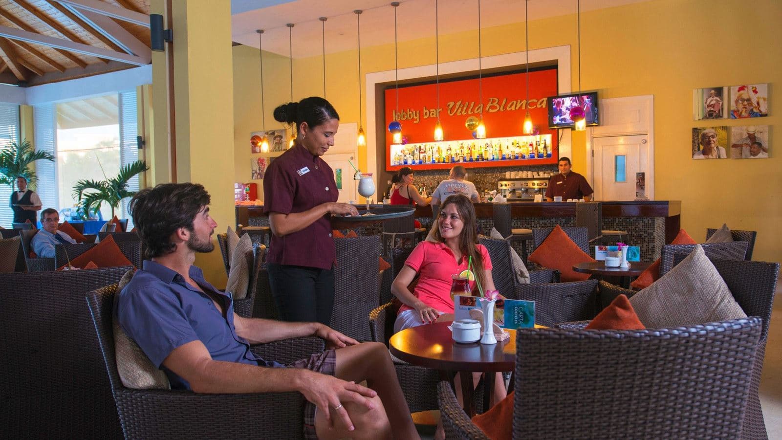bars-lobby-bar