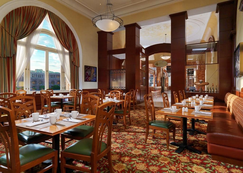 restaurants-armenia-brasserie-restaurant