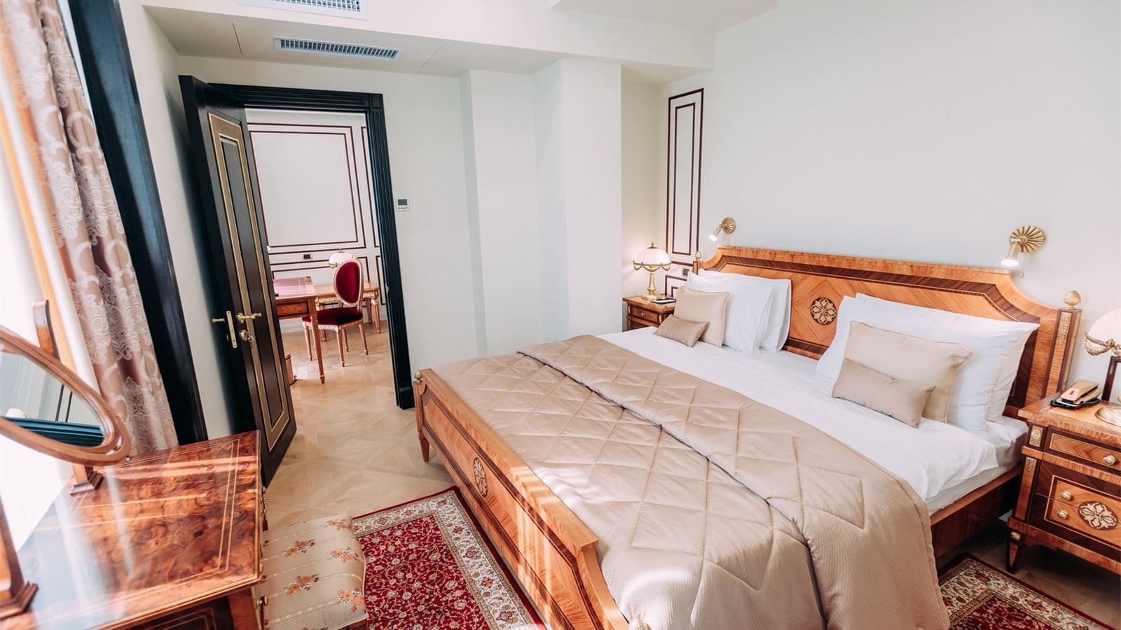 rooms-premier-suite