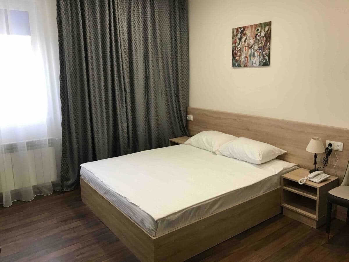 rooms-apartments