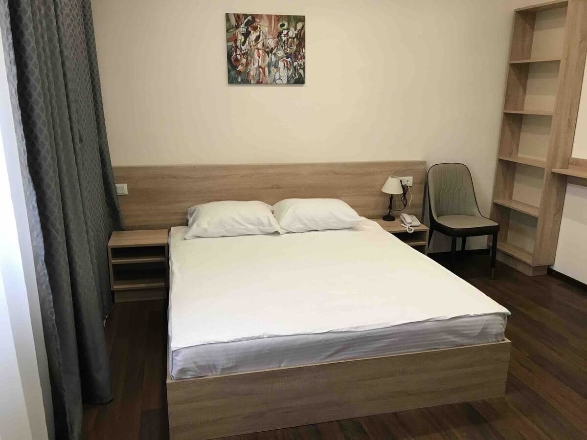 rooms-apartments
