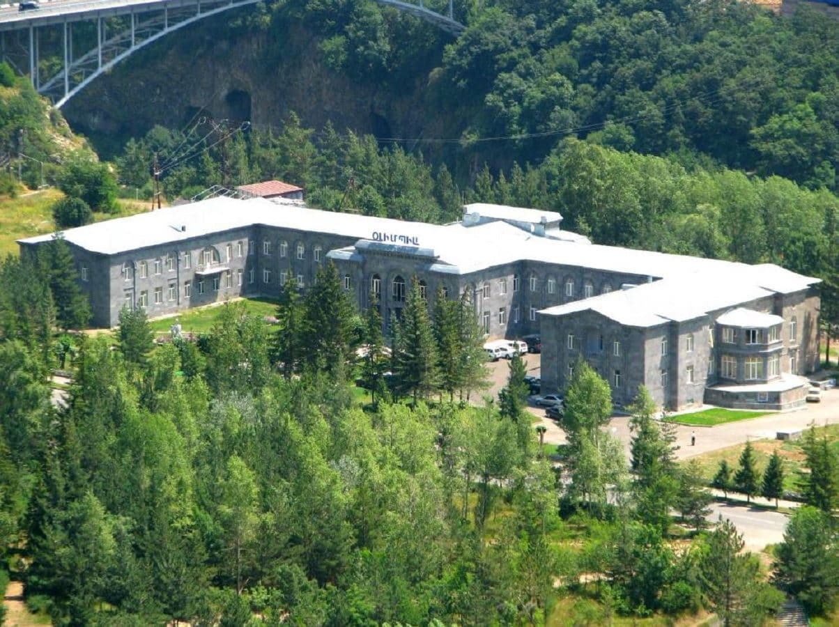 general-main-building