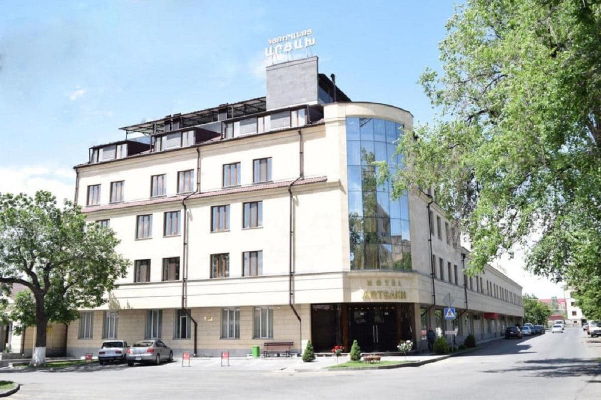 general-main-building