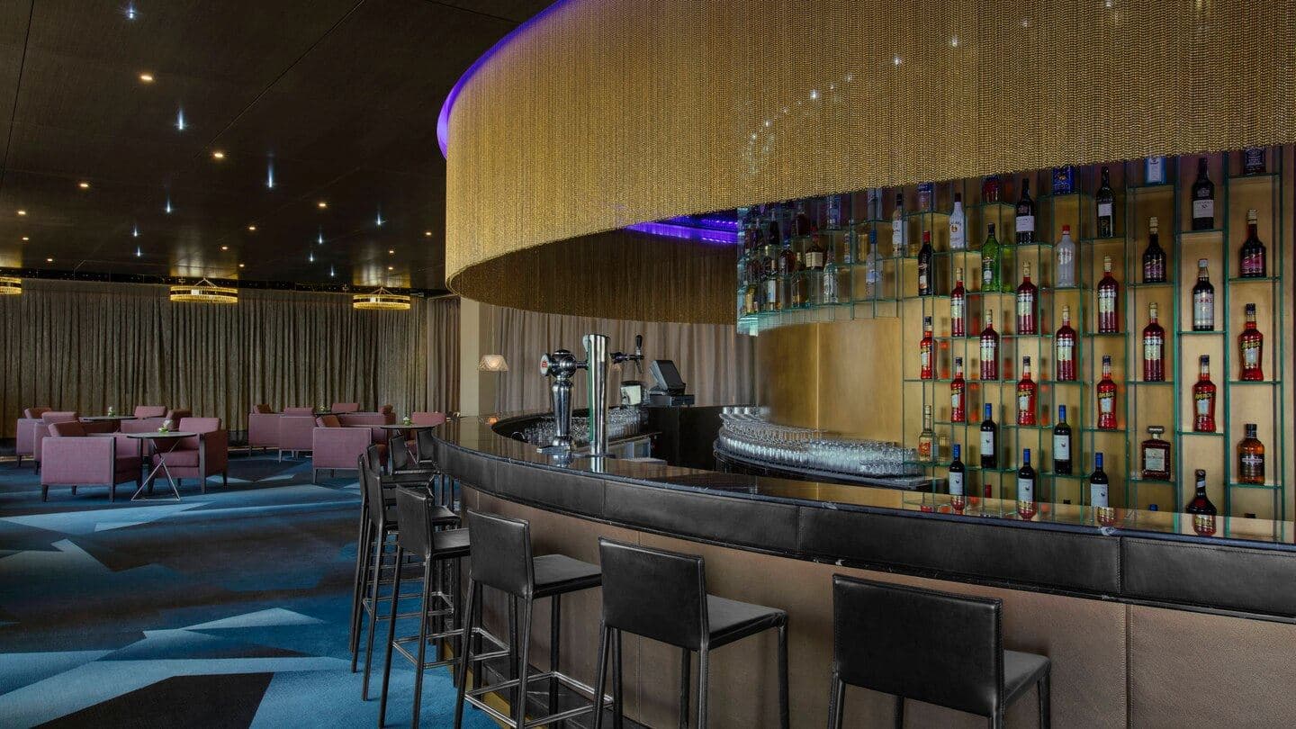 restaurants-mix-bar-lounge--terrace