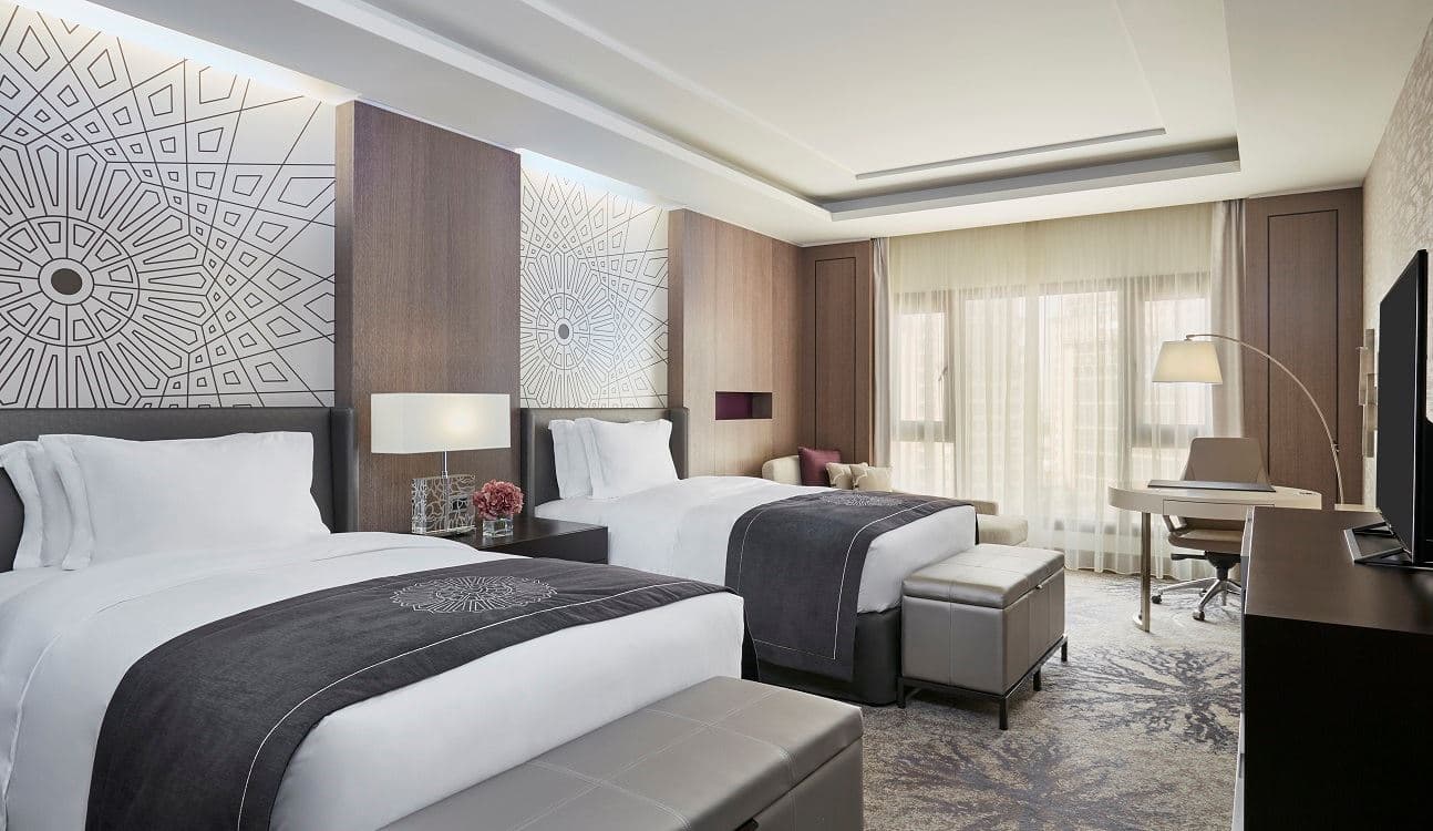 rooms-club-intercontinental-city-view