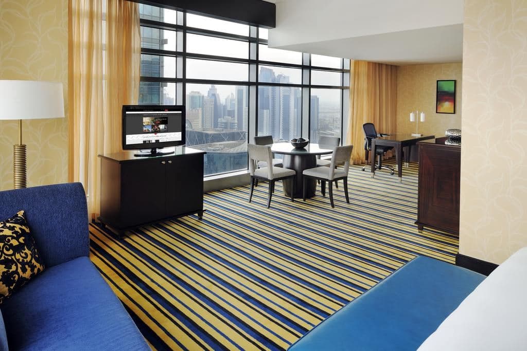rooms-1-bedroom-suite