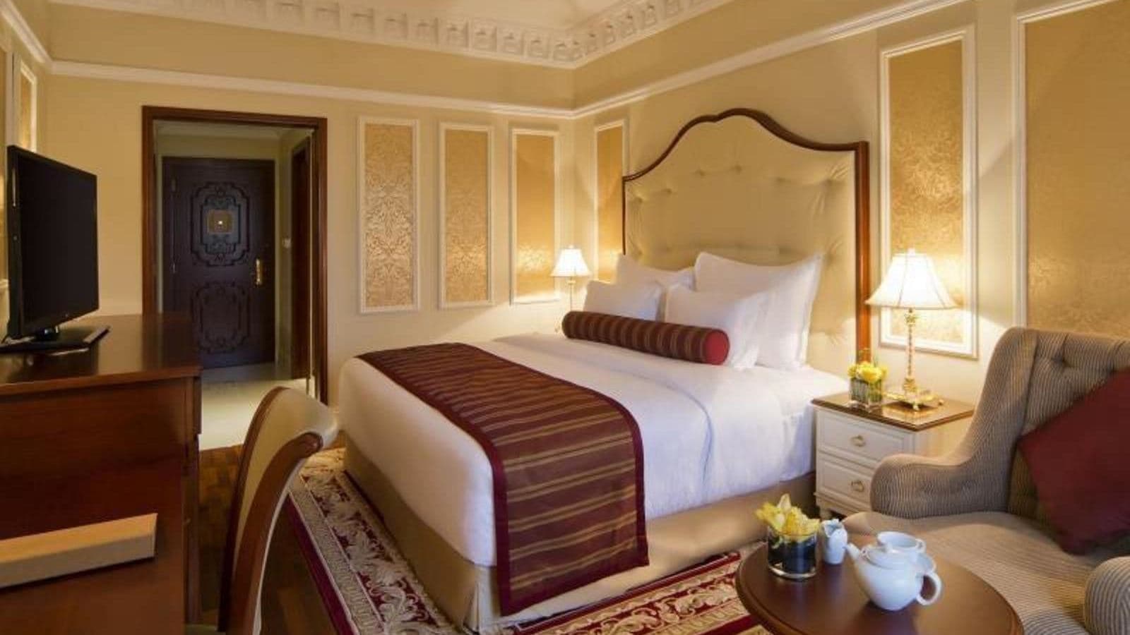 rooms-superior-room