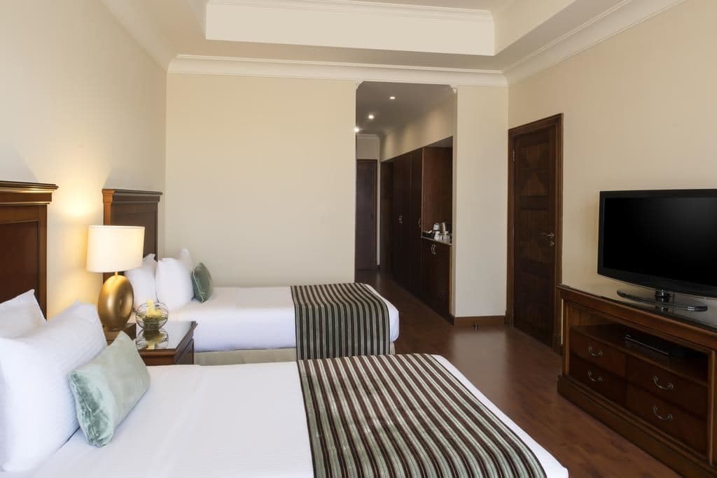 rooms-deluxe-room