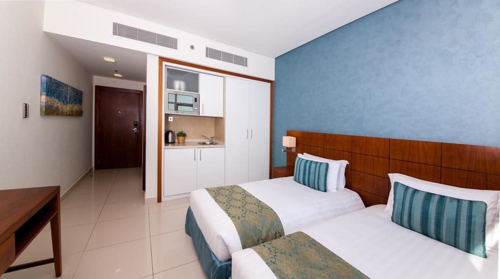 rooms-deluxe-room