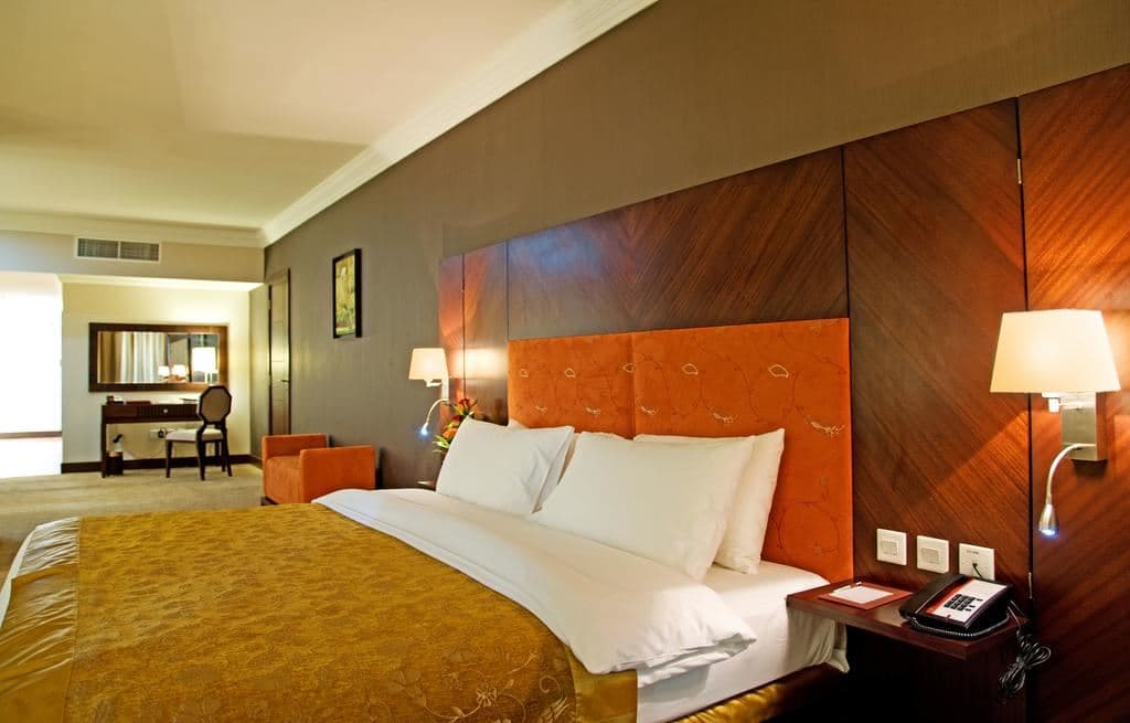 rooms-superior-room