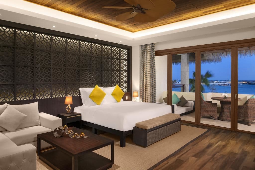rooms-premier-sea-view