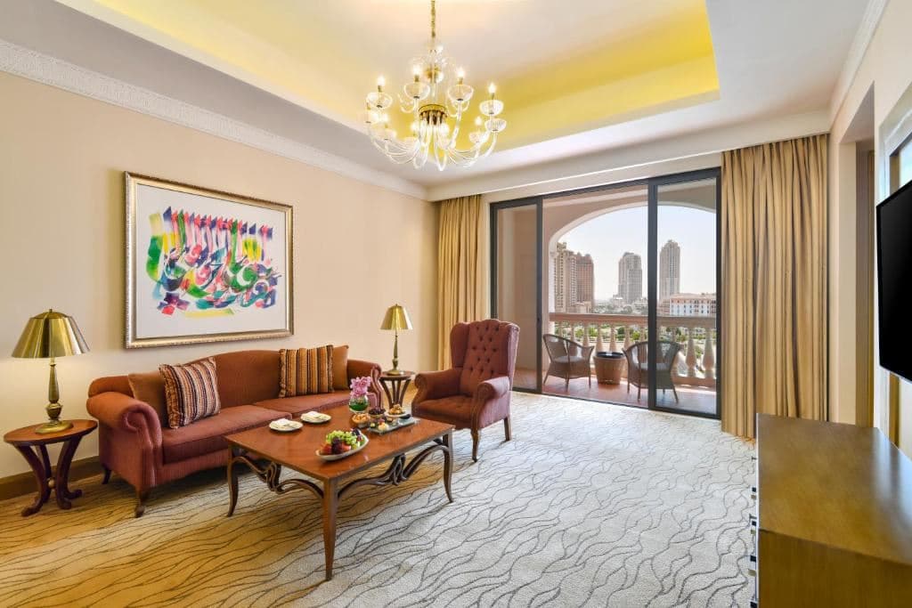 rooms-deluxe-suite