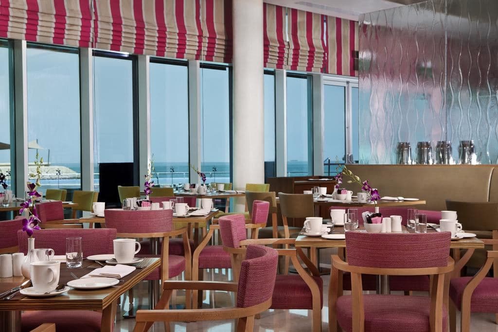 restaurants-bab-al-baher