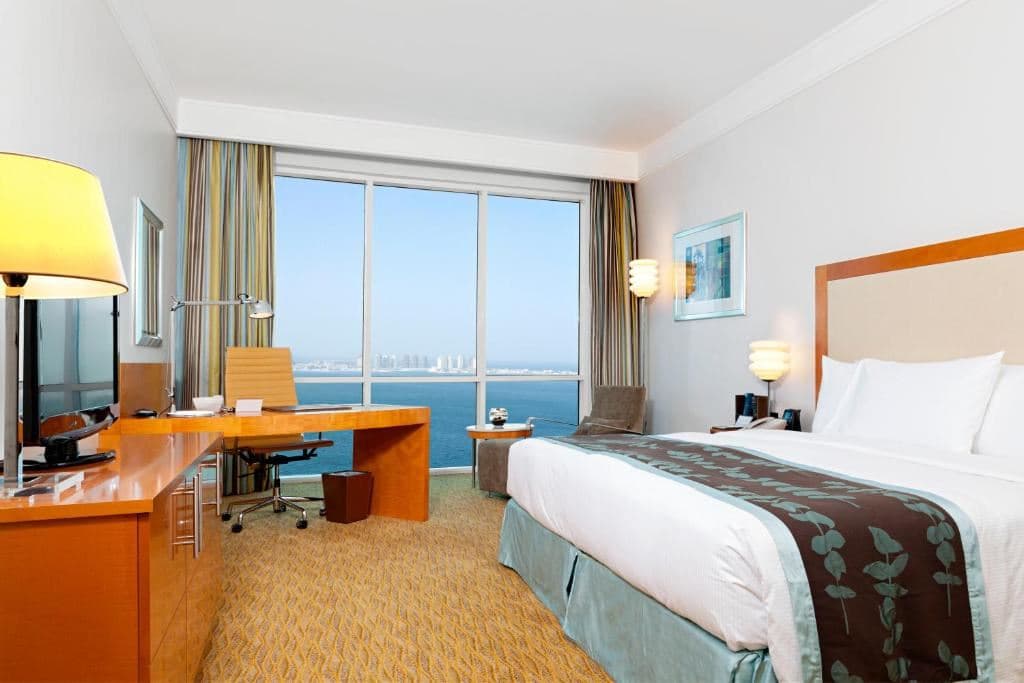 rooms-deluxe-room