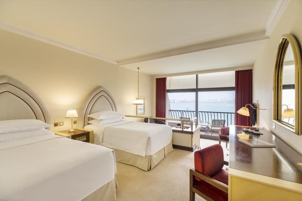 rooms-deluxe-room