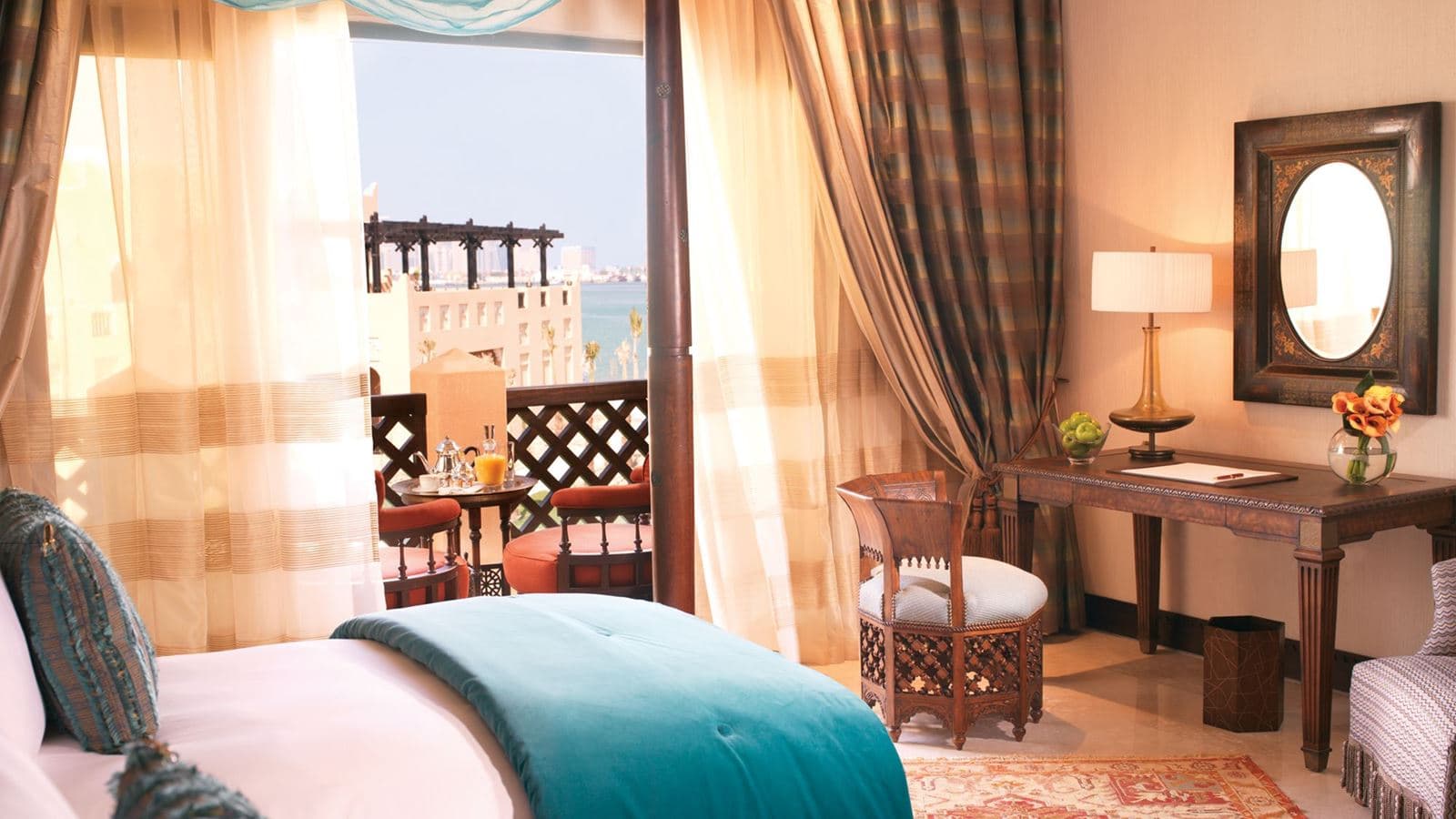 rooms-deluxe-resort-room