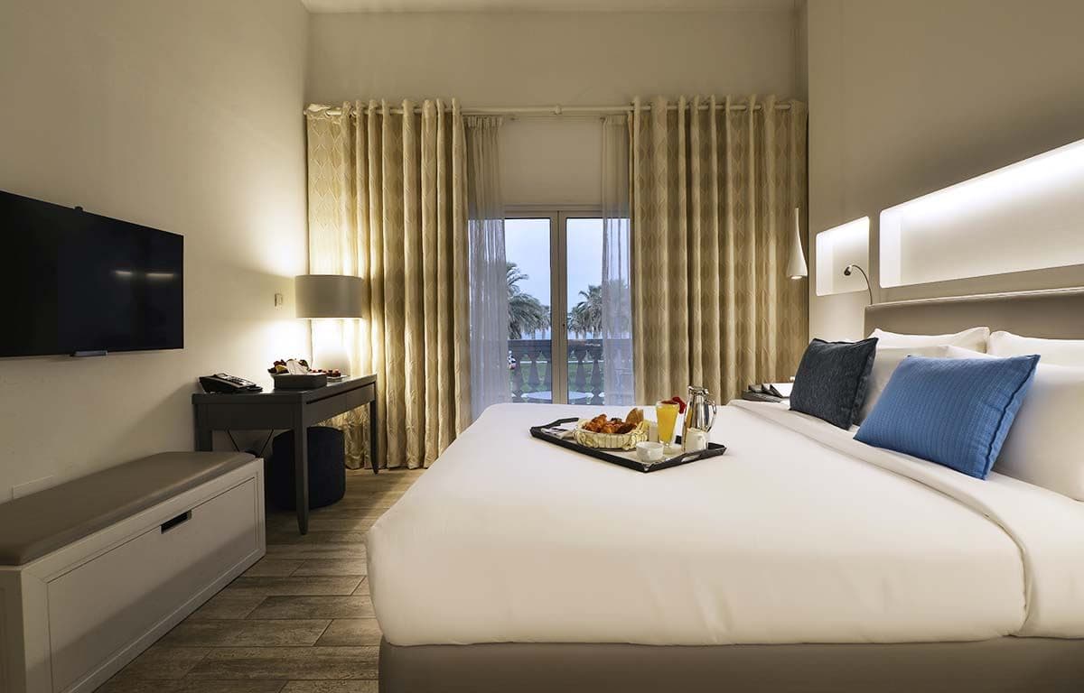 rooms-standard-room