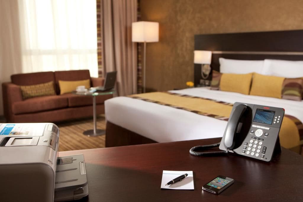rooms-club-room