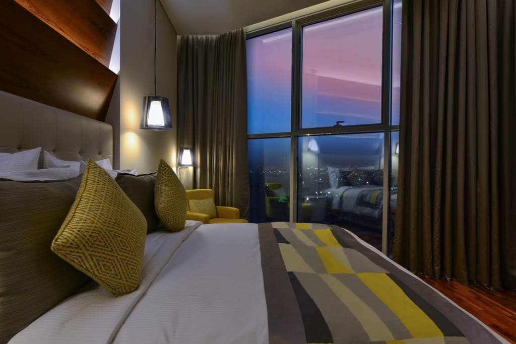rooms-deluxe-room