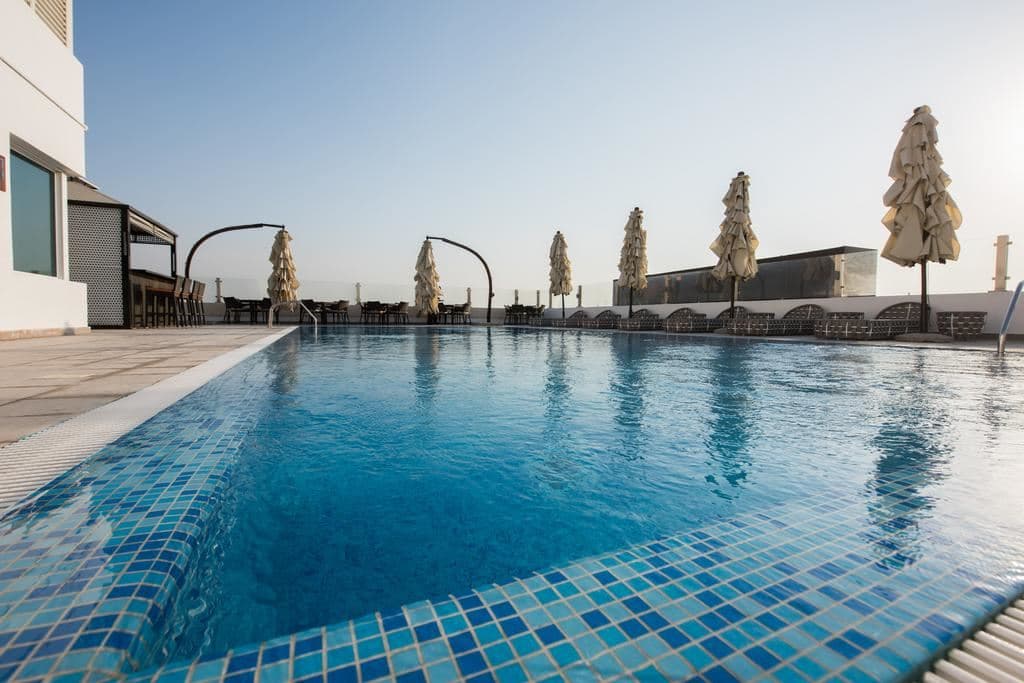pools-outdoor-pool